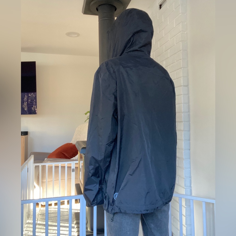 Volcom Rain Jacket - Picture 4 of 14